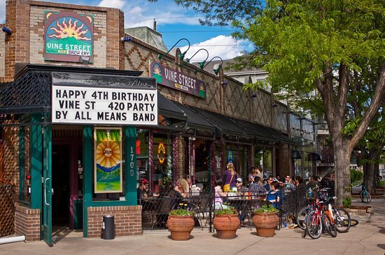 Walk to Vine Street Pub! - 1515 Vine St