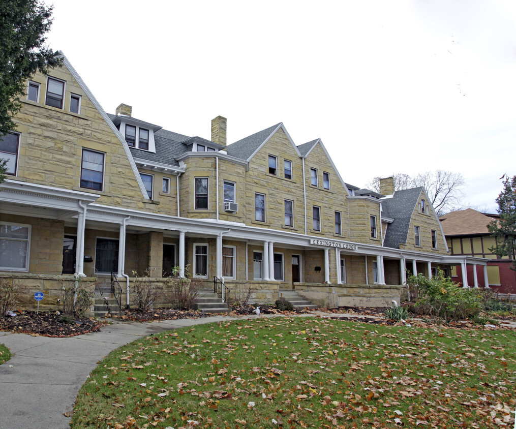 Primary Photo - Lexington Lodge