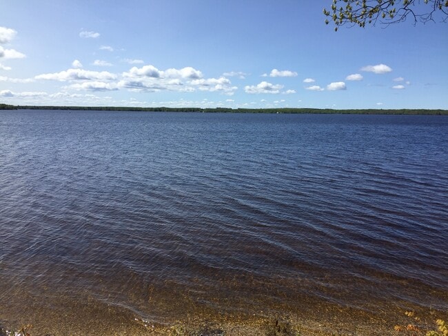 Water Front - 7990 Paradise Trl