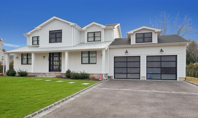 Foto del edificio - 165 Marine Pl