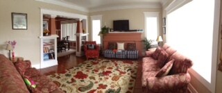 Sala de estar - 5006 8th Ave NE