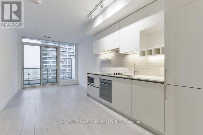 Building Photo - 5 Buttermill Ave.