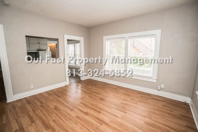 Foto del edificio - 549 2nd St N