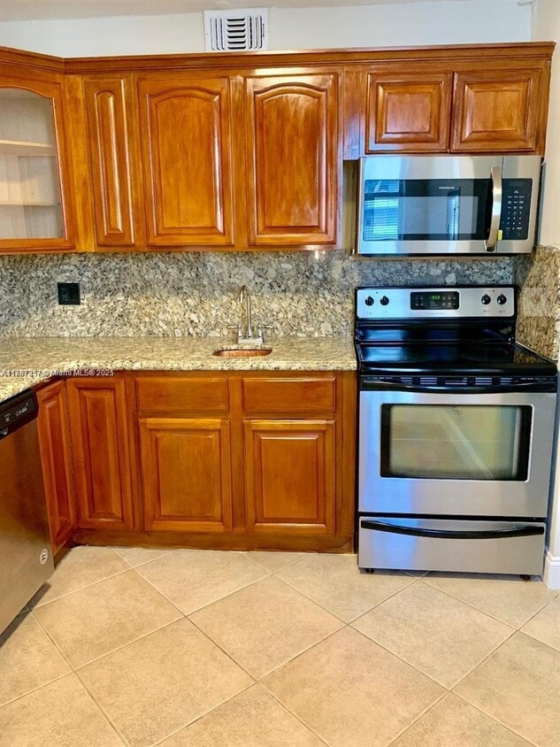 2 bedroom in Sunny Isles Beach FL 33160 - 2 bedroom in Sunny Isles Beach FL 33160