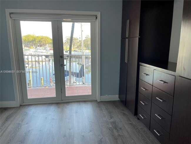 Foto del edificio - 2415 NW 16th St Rd