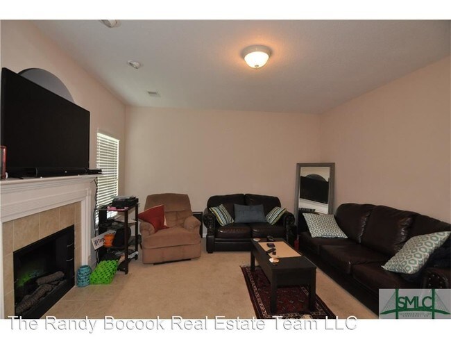 Building Photo - 3 br, 2.5 bath House - 30 Willow Oak
