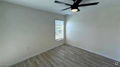 Building Photo - 1018 Vogiantzis Pkwy