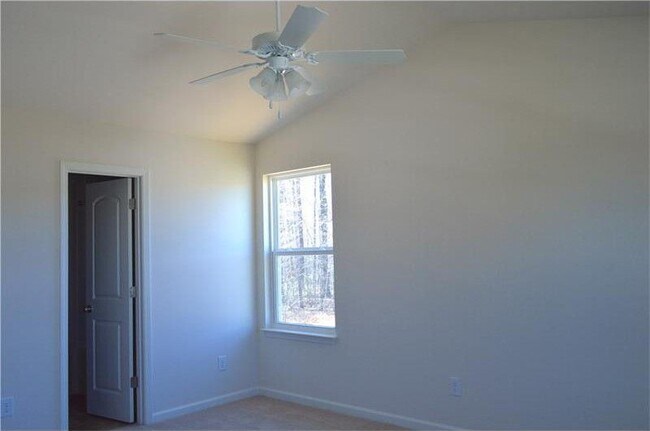 Building Photo - Brand New * 4 Beds / 2.5 Baths