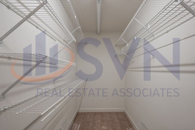 Foto del edificio - 15 Woodcliff Cir