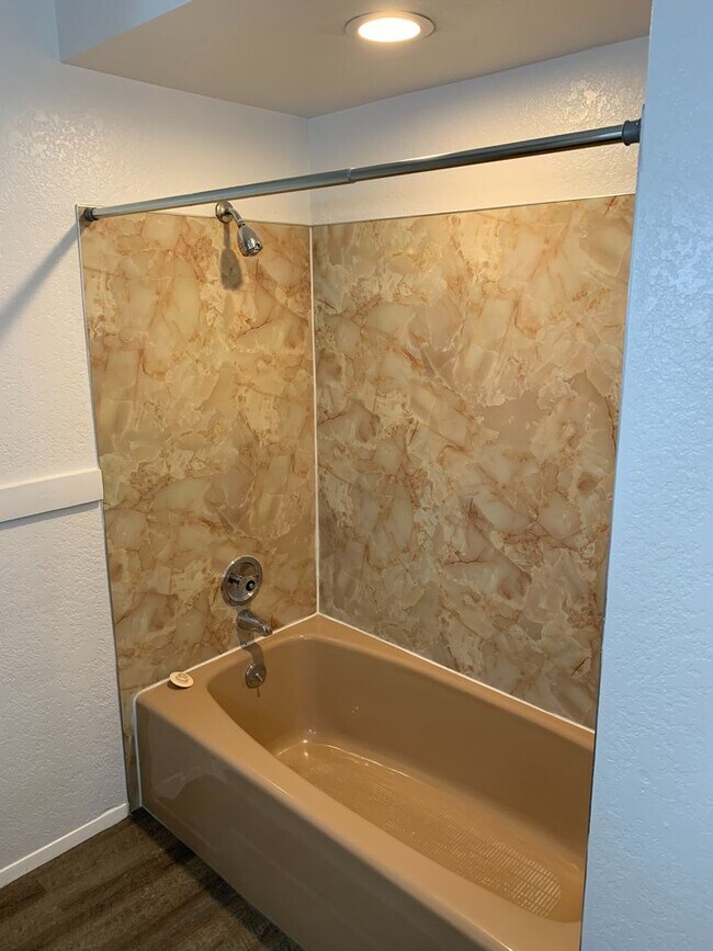 Building Photo - 12624 - Pelto Properties, LLC
