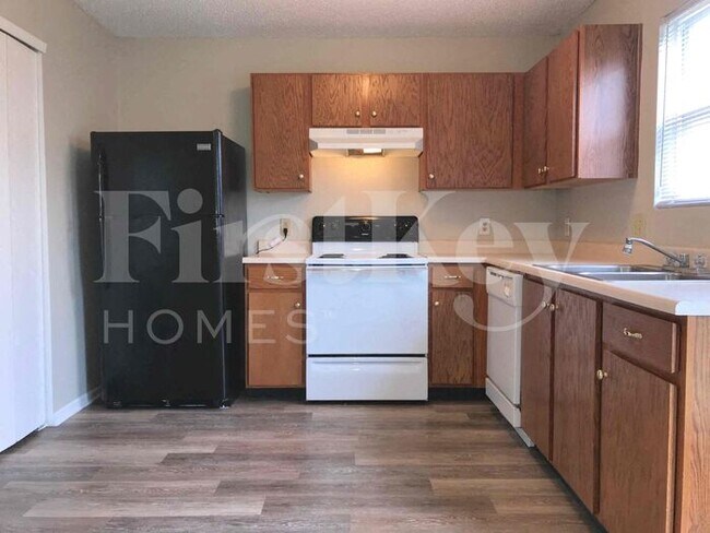 Foto del edificio - 3539 Brandenburg Blvd