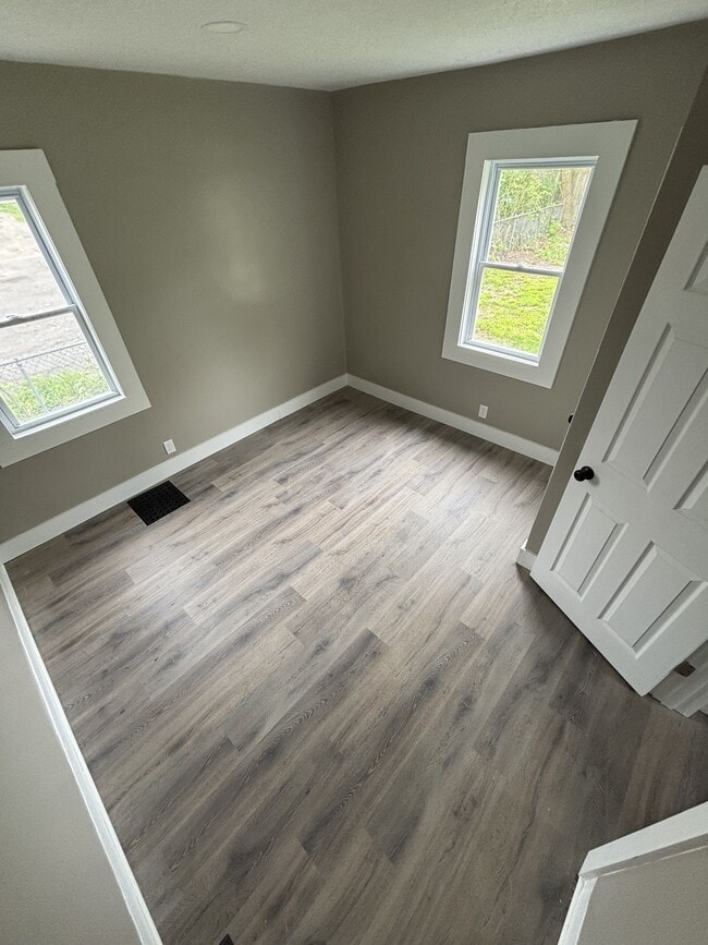 Foto del edificio - 604 McKinnie Ave