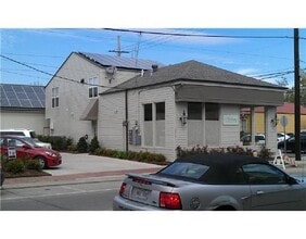 Building Photo - 5243 Tchoupitoulas St