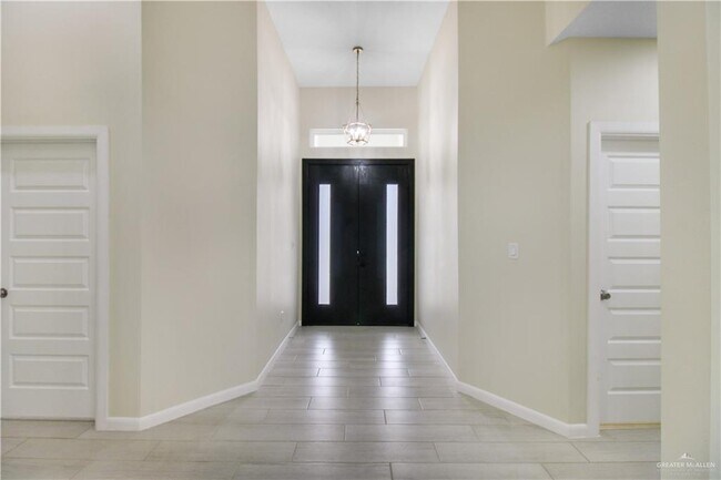 Foto del edificio - 3100 E Zinnia Ave