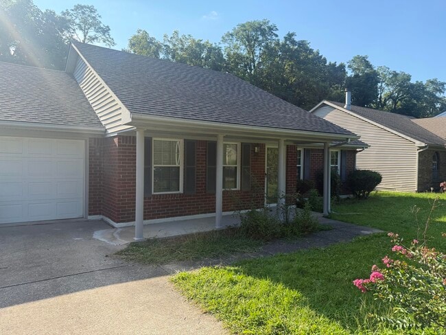 Foto del edificio - 837 Ridgebrook Rd