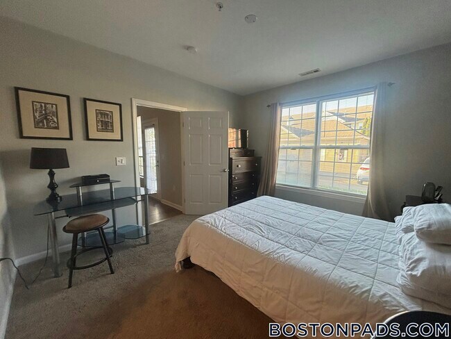 Foto del edificio - 311 Lowell St