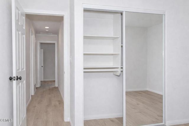 Building Photo - 639 Calle Tulipan