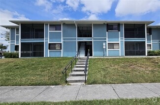 Building Photo - 19800 SW 103rd Ct