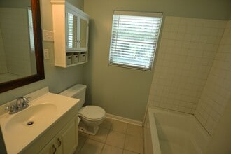 Building Photo - 5235 Cr-277