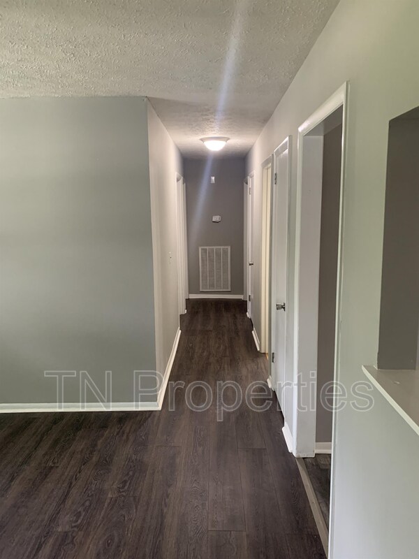 Building Photo - 4015 Apache Trail