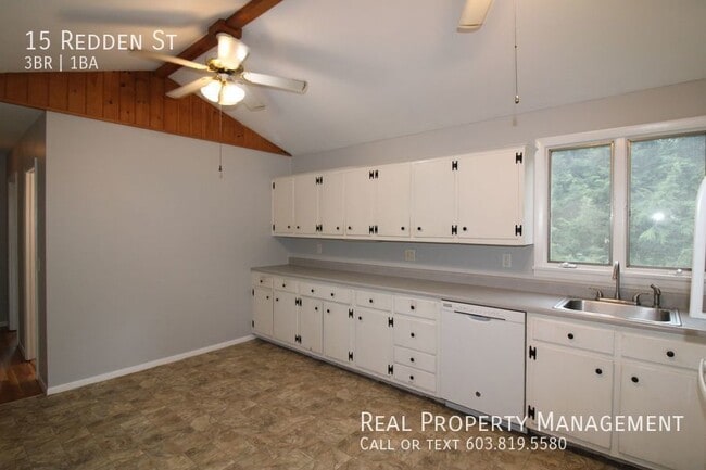 Building Photo - 3 Bedroom Dover Ranch with a Spacious Back...