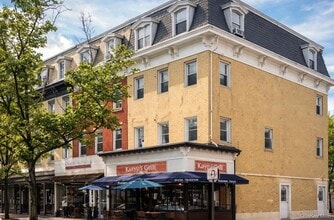 Building Photo - 116a Main St