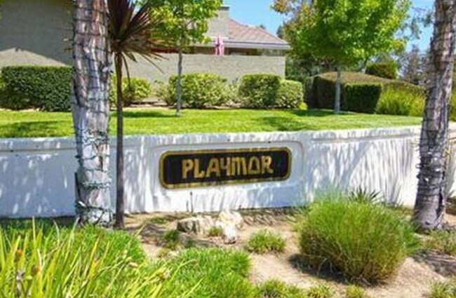 Foto del edificio - 17581 Fairlie Rd