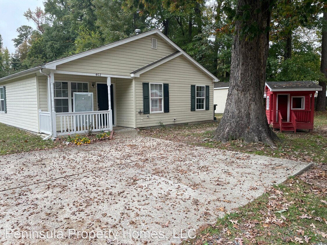 Primary Photo - 3 br, 2 bath House - 402 Lennon Drive