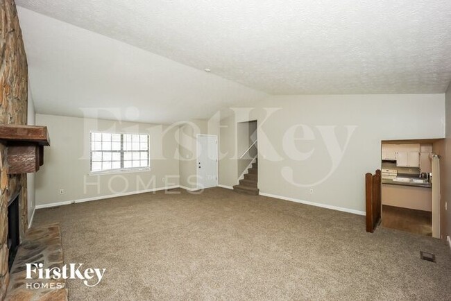 Foto del edificio - 6595 Meadowlark Dr