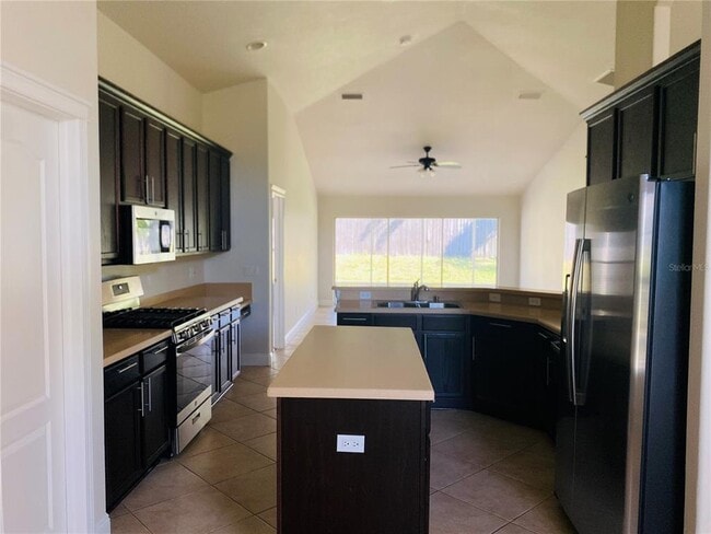Building Photo - 6813 Guilford Crest Dr