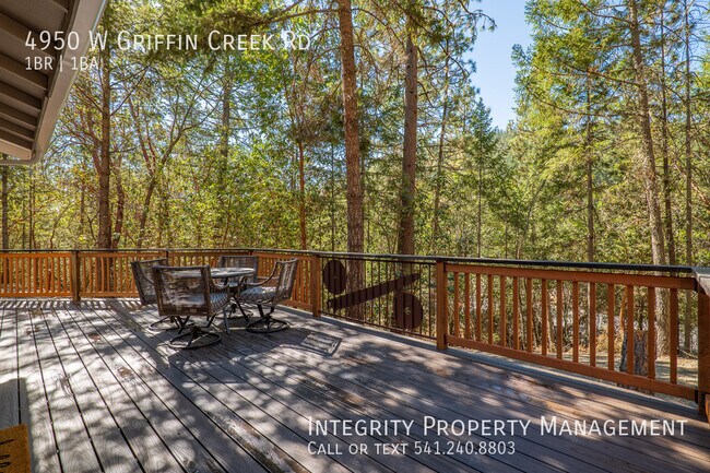 Foto del edificio - 4950 W Griffin Creek Rd