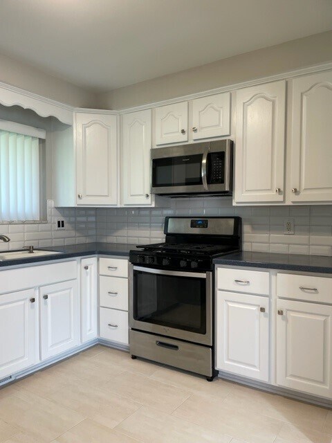 Foto del edificio - 8872 16 1/2 Mile Rd