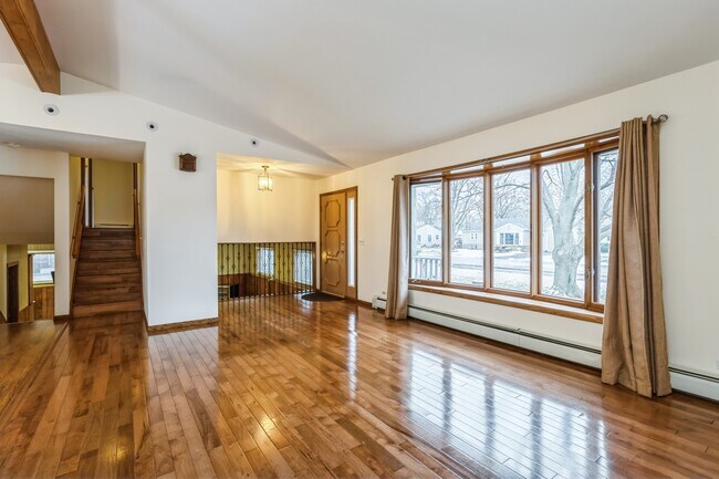 Foto del edificio - 1013 W North Ave