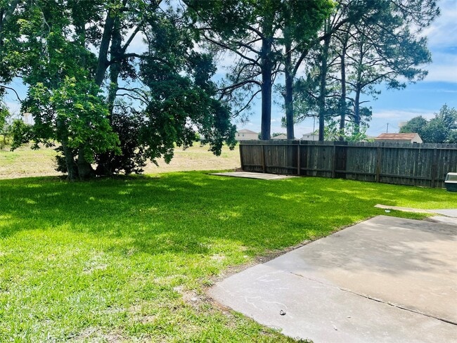 Foto del edificio - 1815 Westwood Dr