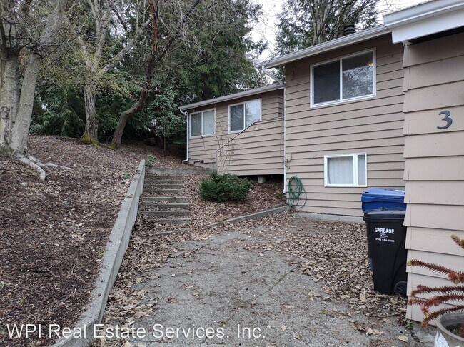Foto del edificio - 5 br, 2.5 bath House - 315 N Greenwood Cir.