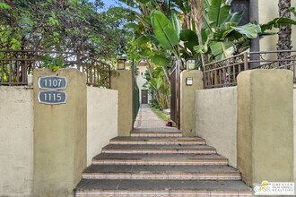 Building Photo - 1115 S Ogden Dr