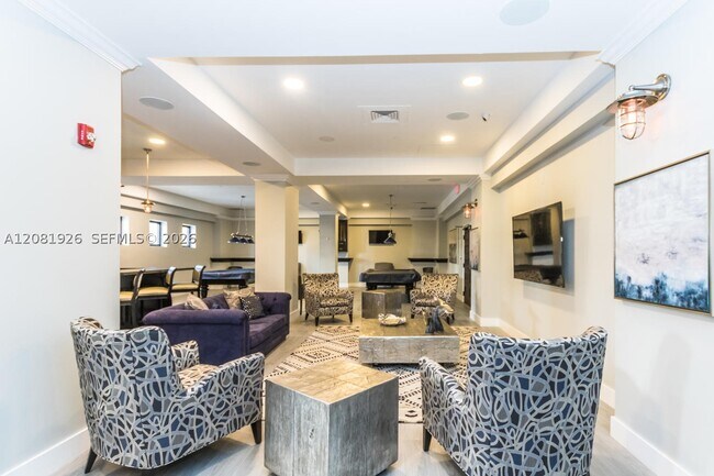 Building Photo - 2501 S Ocean Dr