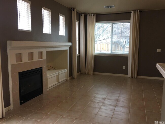 Foto del edificio - 6247 Black Cinder Ct