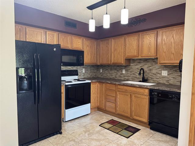 Foto del edificio - 4705 Chadwick Rd