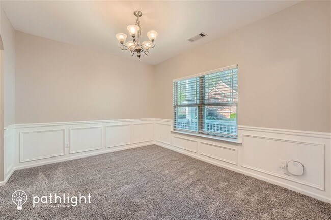 Foto del edificio - 225 Manous Way, Canton, GA, 30115