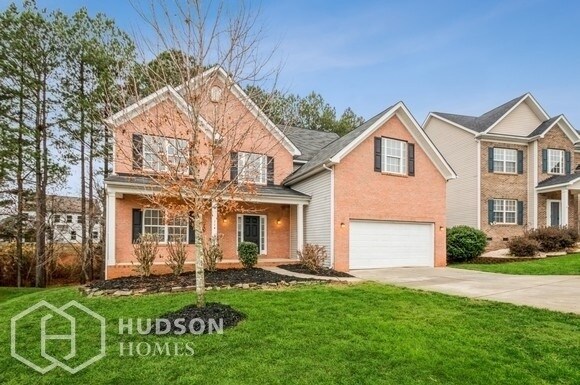 Foto del edificio - NOW AVAILABLE! - 114 Carolinian Dr, States...
