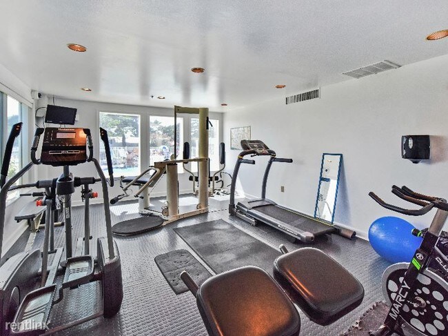 Foto del edificio - 3665 Sandpiper Rd