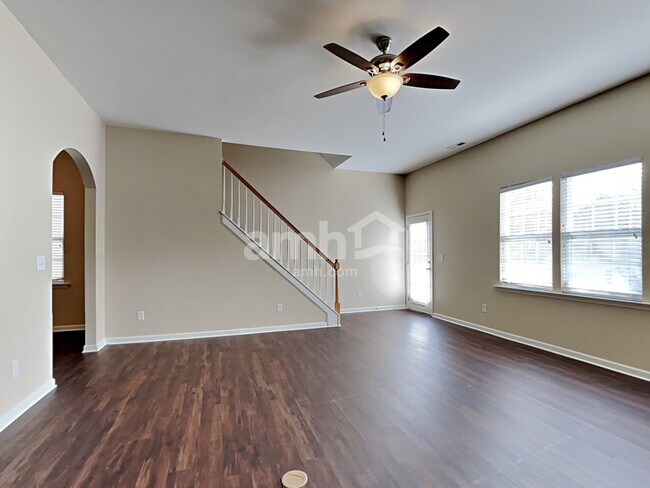 Foto del edificio - 2109 Glenhaven Drive