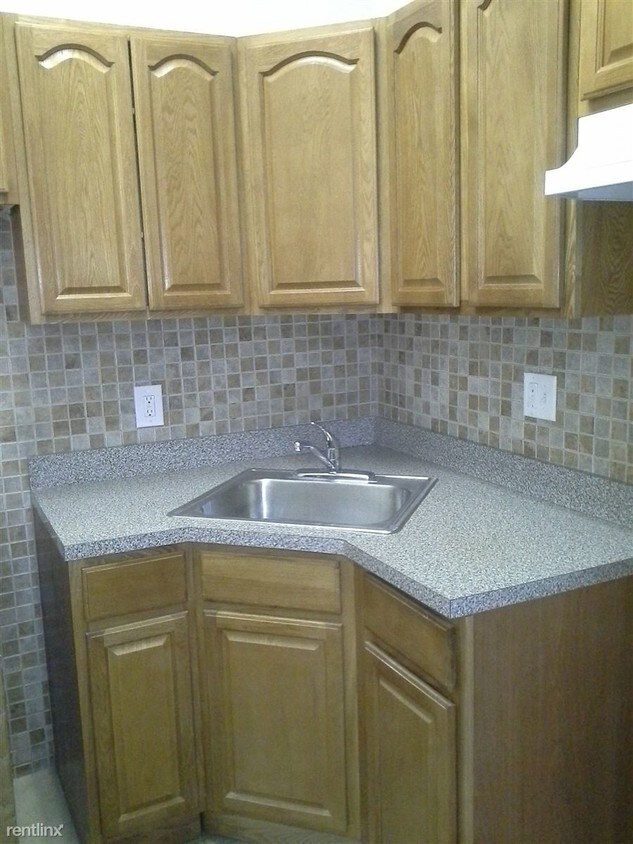 Foto del edificio - 471 Clinton Ave