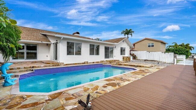 Photo - 1412 NE 53rd Ct House