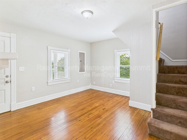 Foto del edificio - 1036 Albemarle Ave
