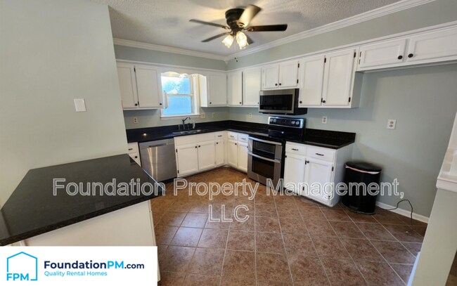 Building Photo - 7923 Carol Elaine Cir