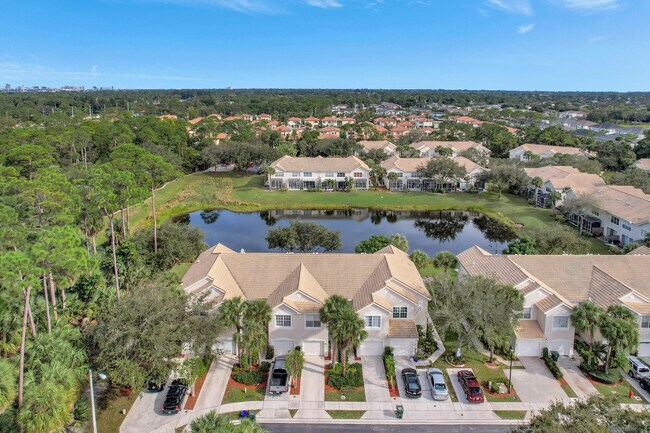 Foto del edificio - 1123 Woodfield Ct