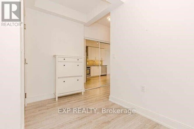 Photo du bâtiment - 9608 Yonge St
