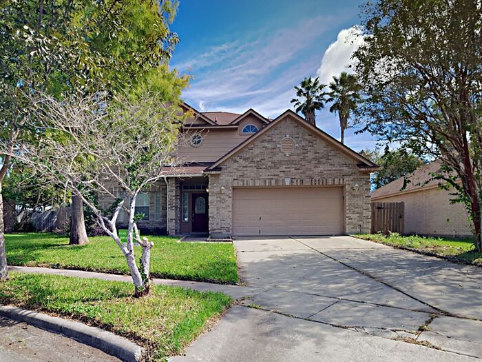 Foto principal - *1 Month Free Rent w/ 18month lease. Good ...
